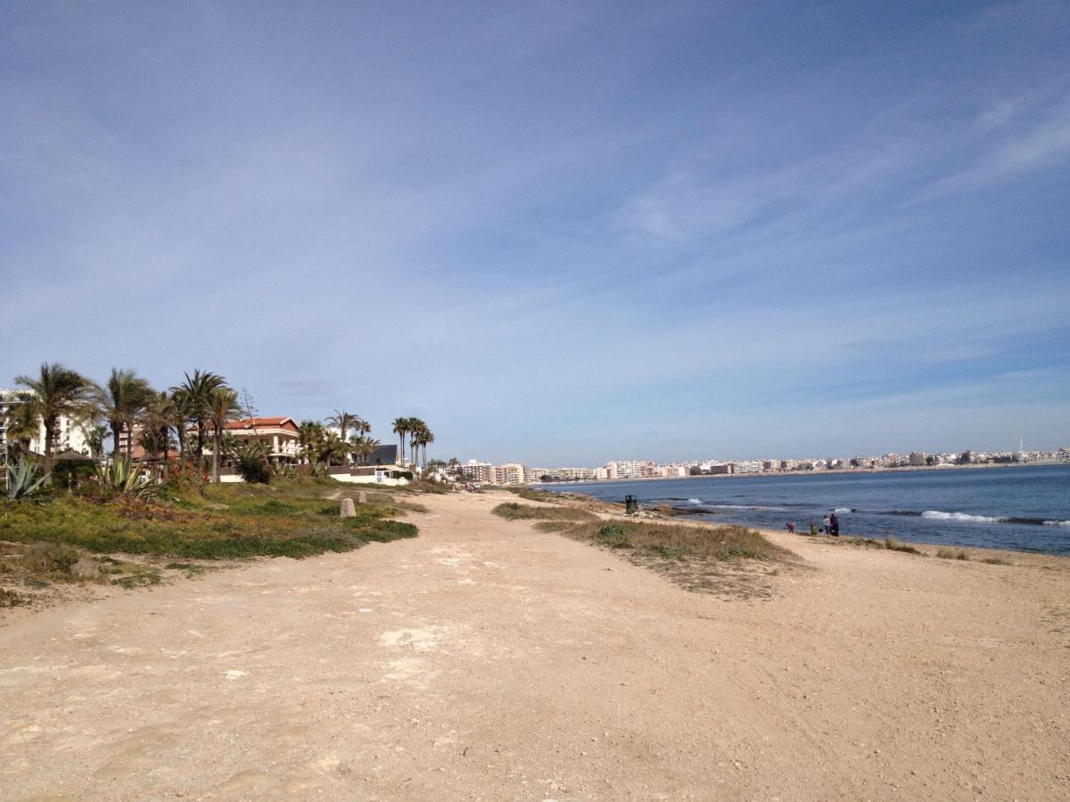 Apartment With Side Seaview 60 Meters From Sea Torrevieja Kültér fotó