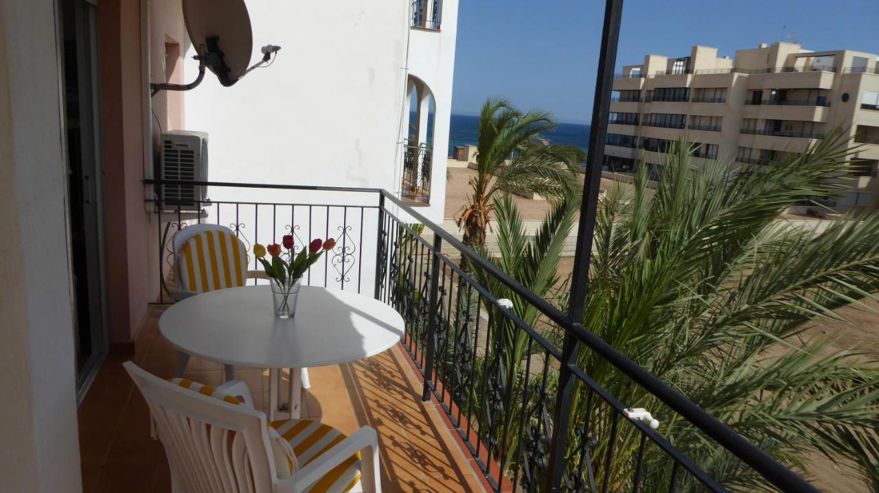 Apartment With Side Seaview 60 Meters From Sea Torrevieja Kültér fotó